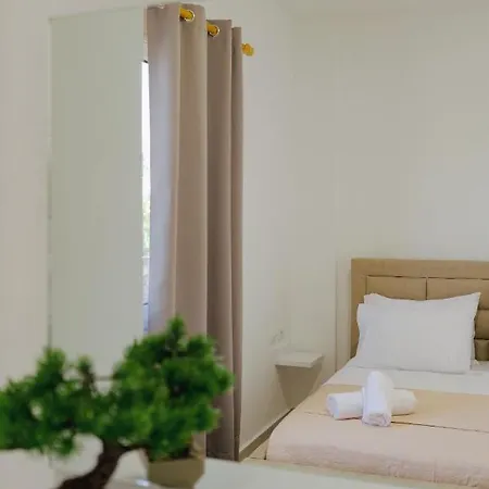 Relaxing Escape * Ksamil