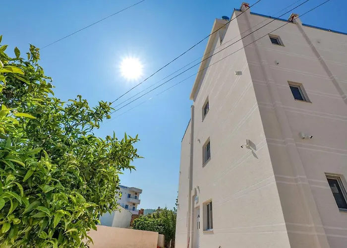 Relaxing Escape Apartment Ksamil